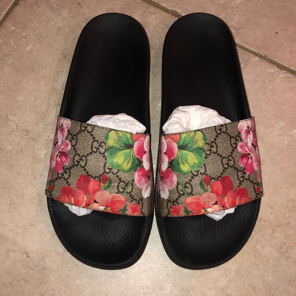 Gucci slides